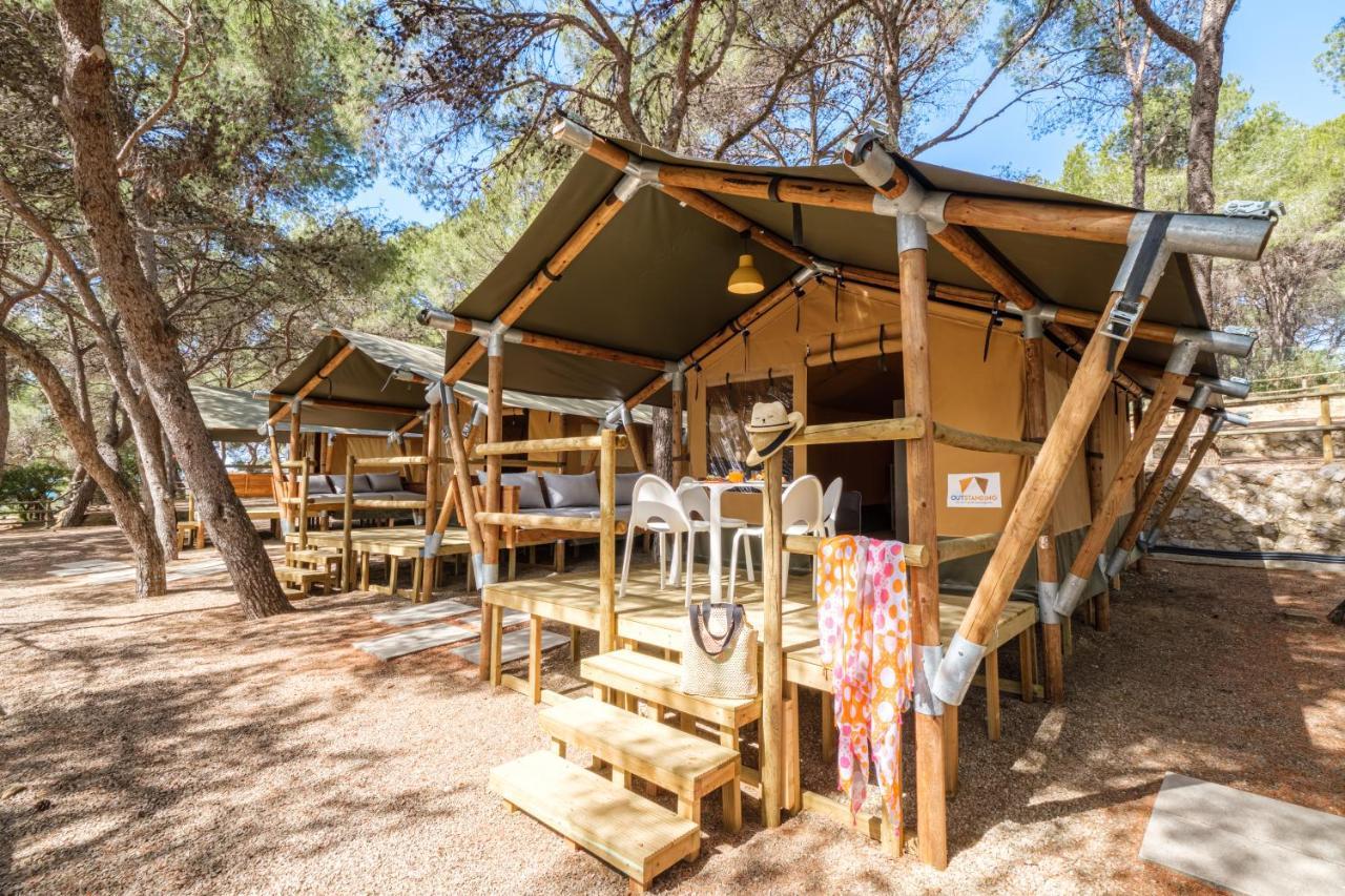 Camping Estival Torre De La Mora Tamarit Eksteriør bilde
