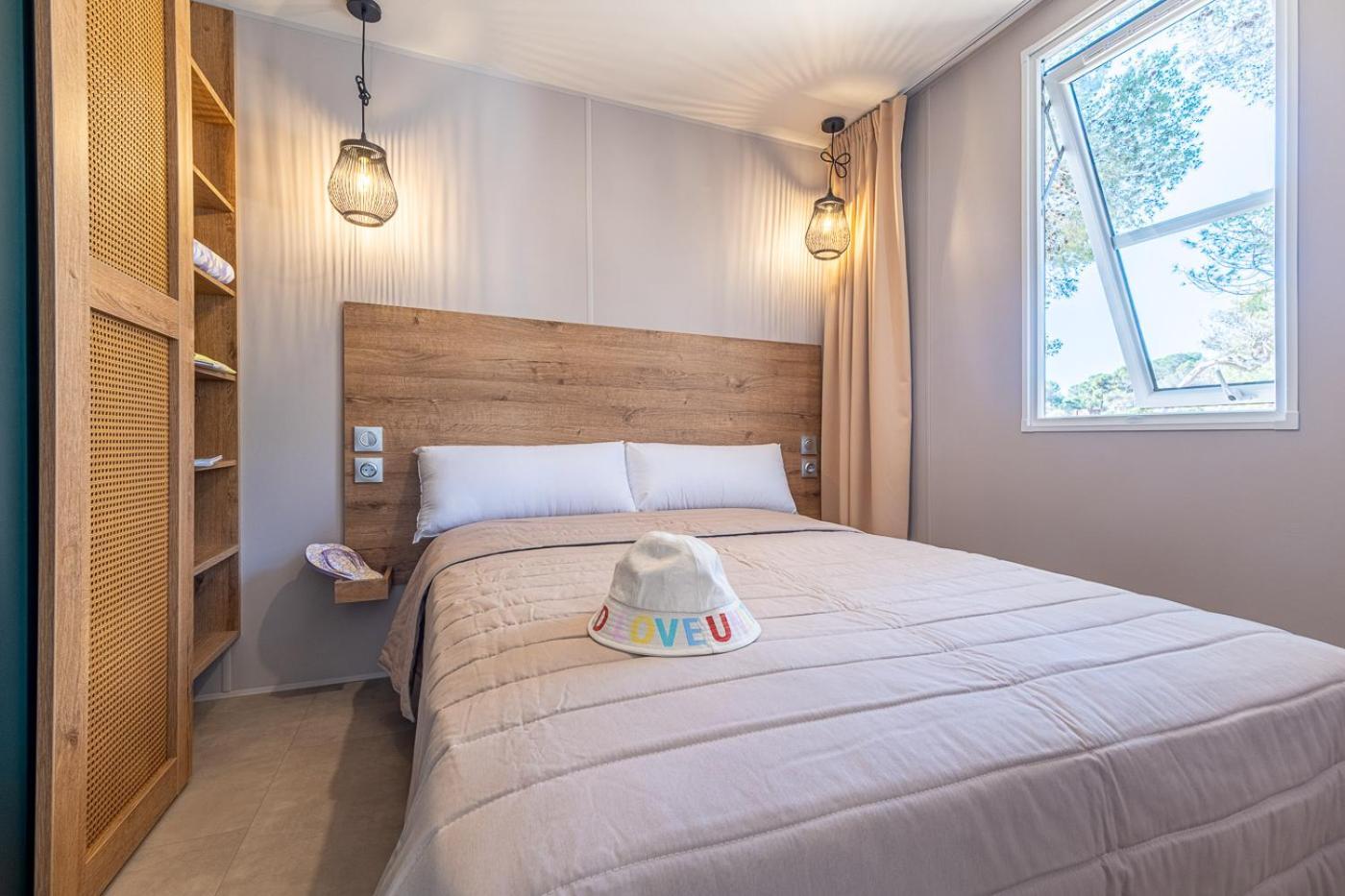 Camping Estival Torre De La Mora Tamarit Eksteriør bilde