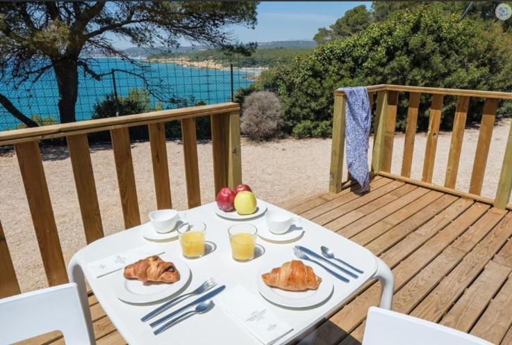 Camping Estival Torre De La Mora Tamarit Eksteriør bilde