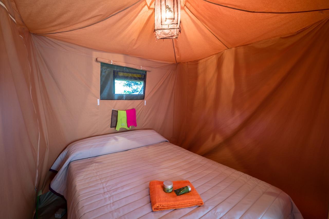 Camping Estival Torre De La Mora Tamarit Eksteriør bilde